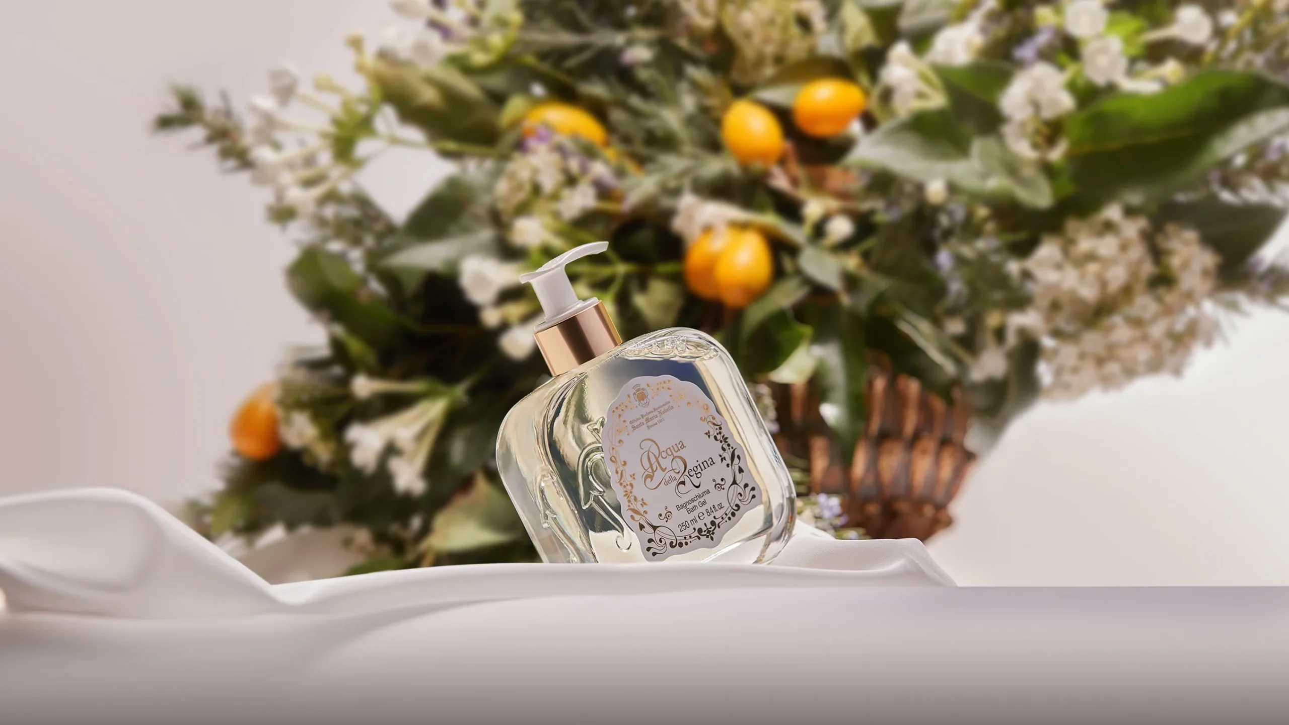 bagnoschiuma_acqua_della_regina_0.webp Best Sale Santa Maria Novella Bagnoschiuma Acqua della Regina