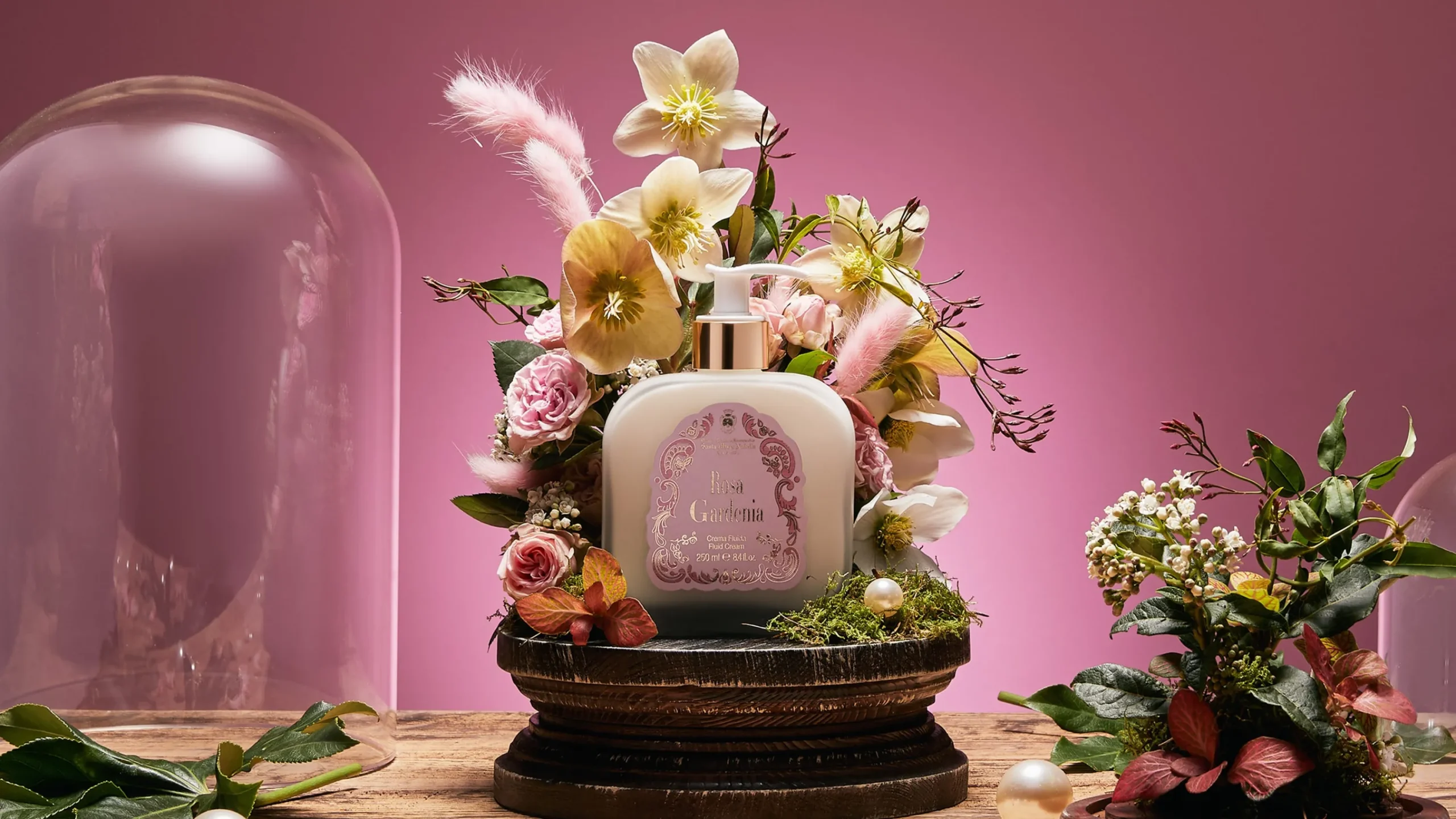crema_fluida_rosa_gardenia_0.webp Hot Santa Maria Novella Crema Fluida Rosa Gardenia